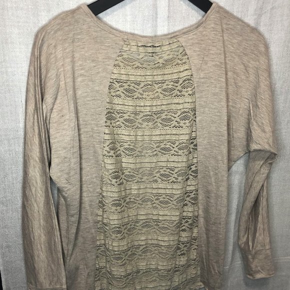 GUESS Beige Long Sleeve Top w Flag Print & Lace Back Detail - Picture 4 of 6